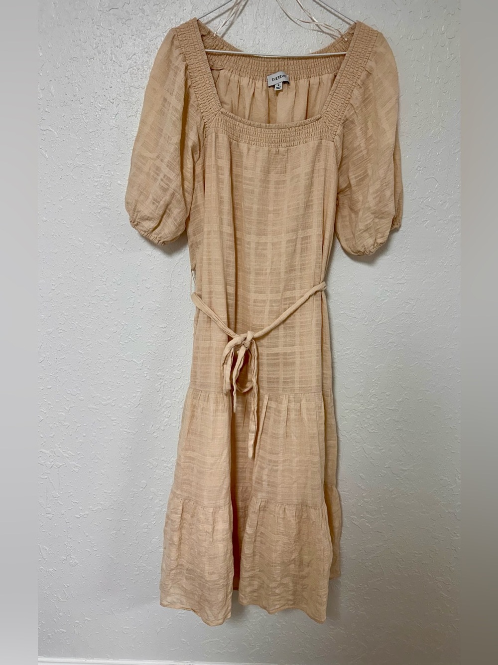Evereve Carly Tiered Gauze Midi Dress - Blush / Natural Beige - Size M